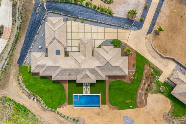 100 Kalelemuku Pl, Kula, HI 96790