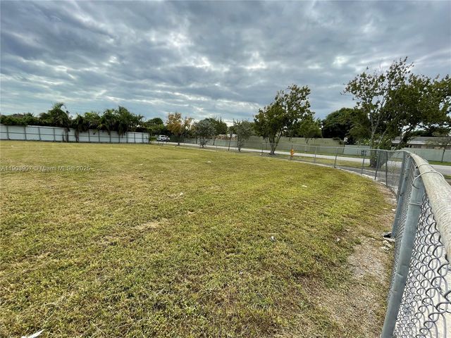 30321 SW 149th Ave, Homestead, FL 33033
