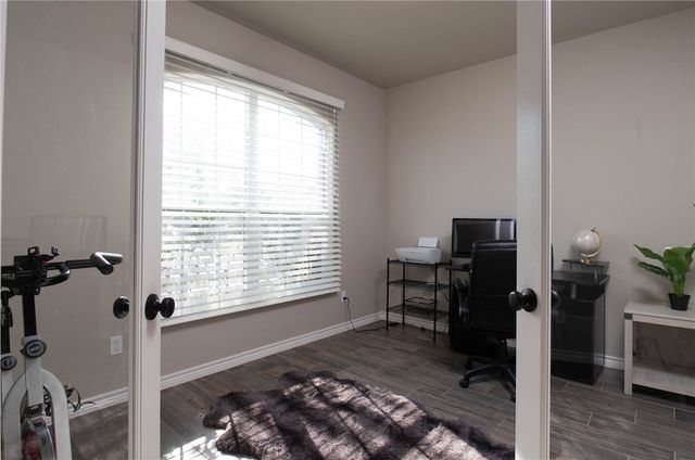 7917 Todd Hunter Dr, Corpus Christi, TX 78414