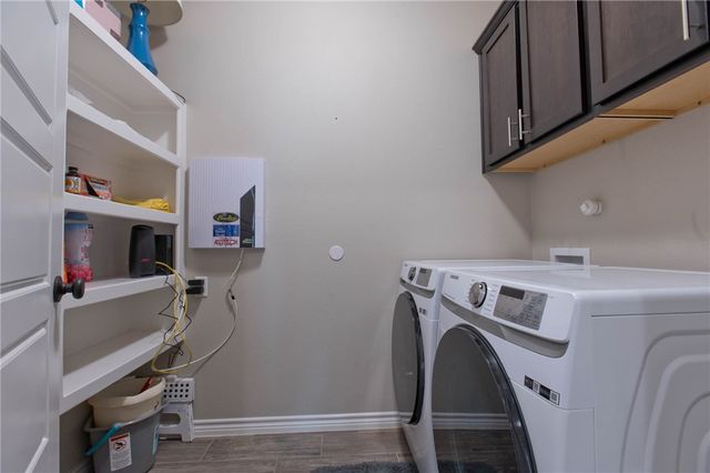 7917 Todd Hunter Dr, Corpus Christi, TX 78414