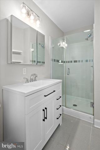 2019 19th St NW Unit 2, Washington, DC 20009
