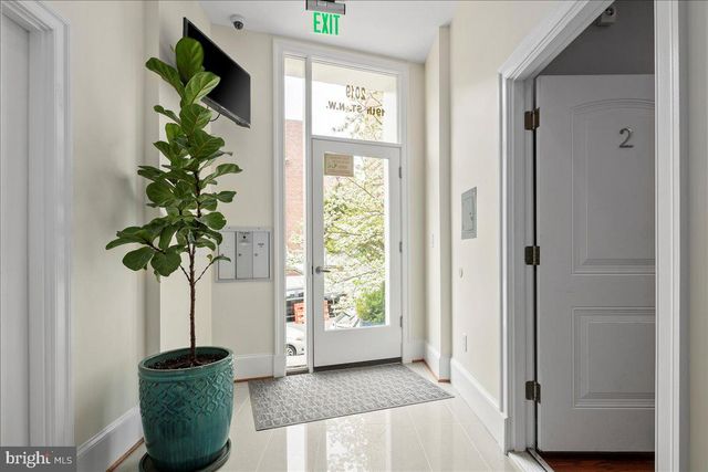2019 19th St NW Unit 2, Washington, DC 20009