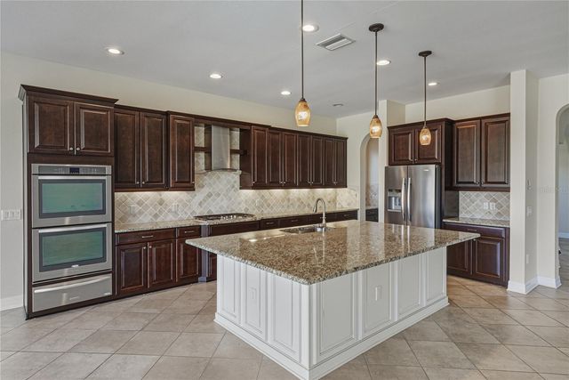 17914 HOWSMOOR PLACE, Lutz, FL 33559