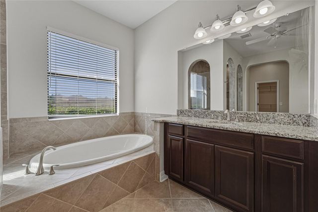 17914 HOWSMOOR PLACE, Lutz, FL 33559