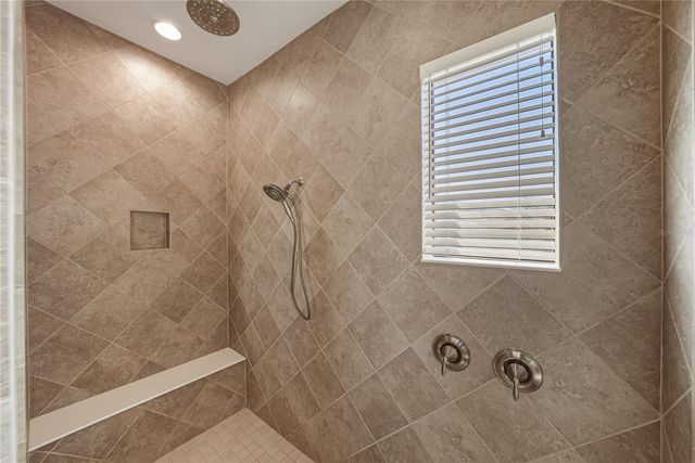 17914 HOWSMOOR PLACE, Lutz, FL 33559