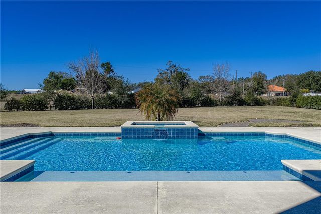 17914 HOWSMOOR PLACE, Lutz, FL 33559