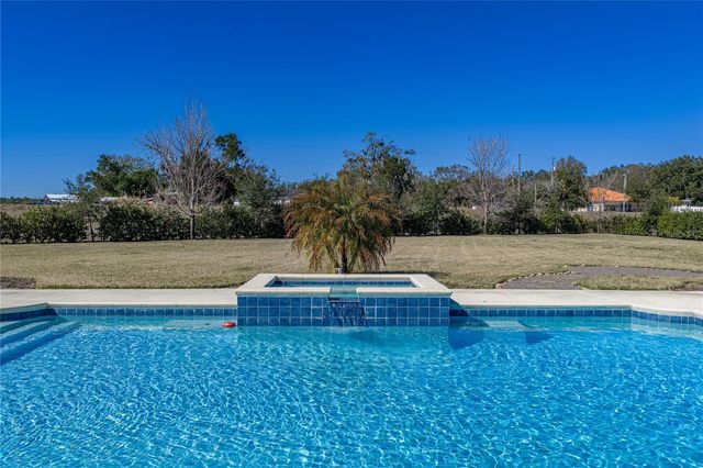 17914 HOWSMOOR PLACE, Lutz, FL 33559