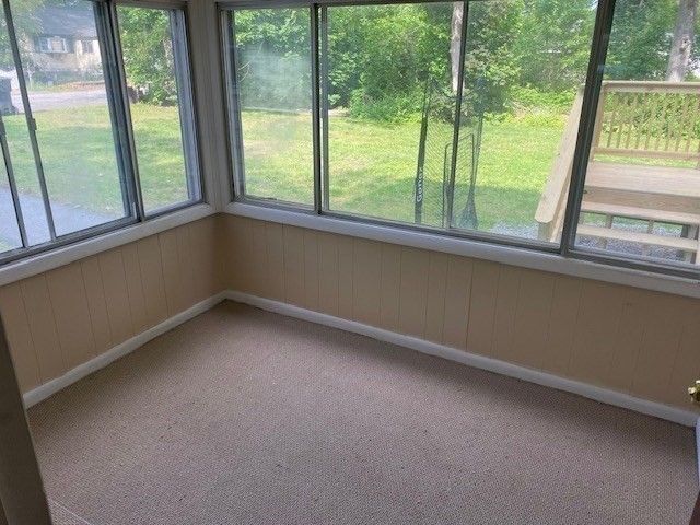 3 Colonial Ave 2, Thompson, CT 06277