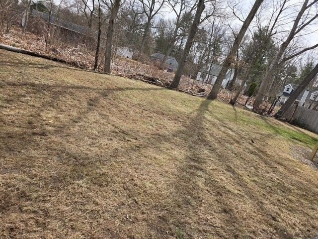 3 Colonial Ave 2, Thompson, CT 06277