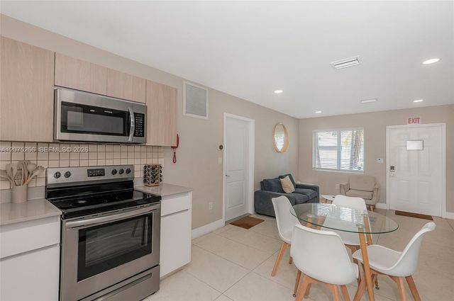 507 NW 8th Avenue 1, Fort Lauderdale, FL 33311