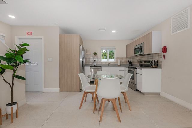 507 NW 8th Avenue 1, Fort Lauderdale, FL 33311