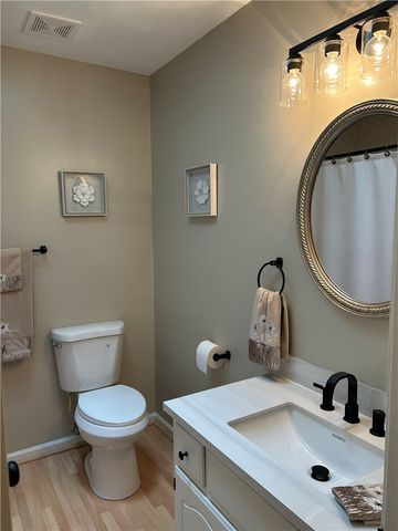 102 Blossom Court, Westminster, SC 29693