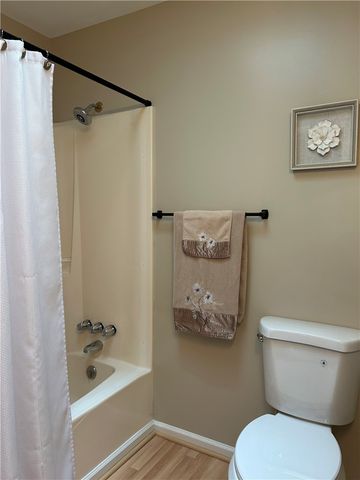 102 Blossom Court, Westminster, SC 29693