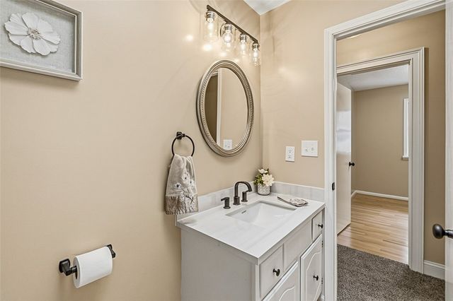 102 Blossom Court, Westminster, SC 29693