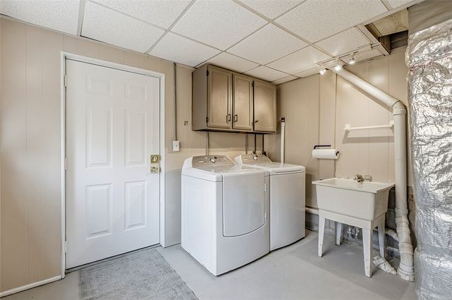 102 Blossom Court, Westminster, SC 29693