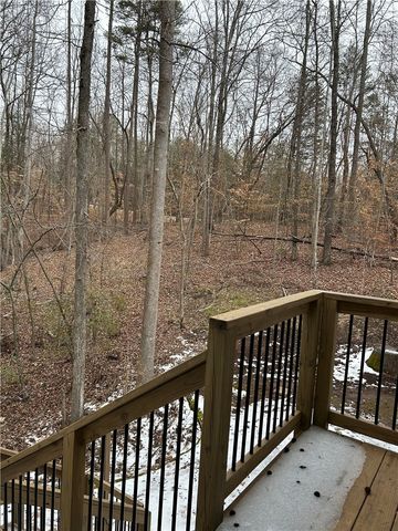 102 Blossom Court, Westminster, SC 29693