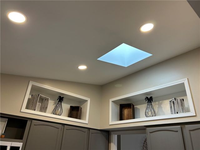 102 Blossom Court, Westminster, SC 29693