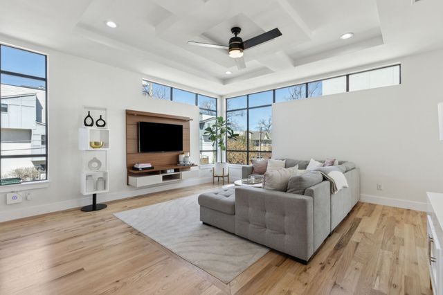 4406 Munger Avenue 1, Dallas, TX 75204