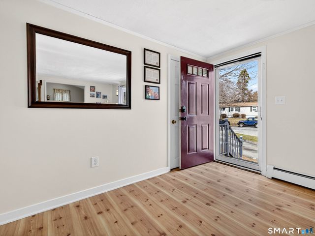 23 Skyview Terrace, Groton, CT 06340