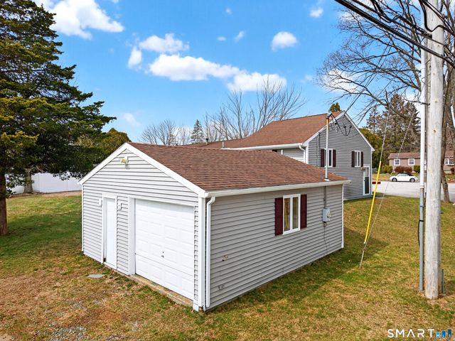 23 Skyview Terrace, Groton, CT 06340