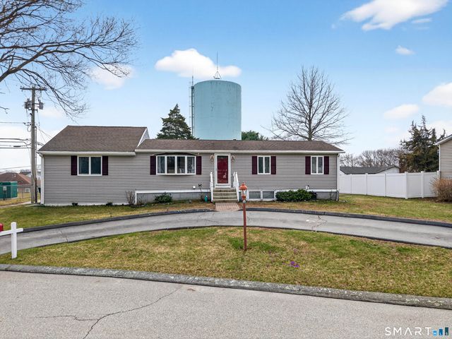 23 Skyview Terrace, Groton, CT 06340