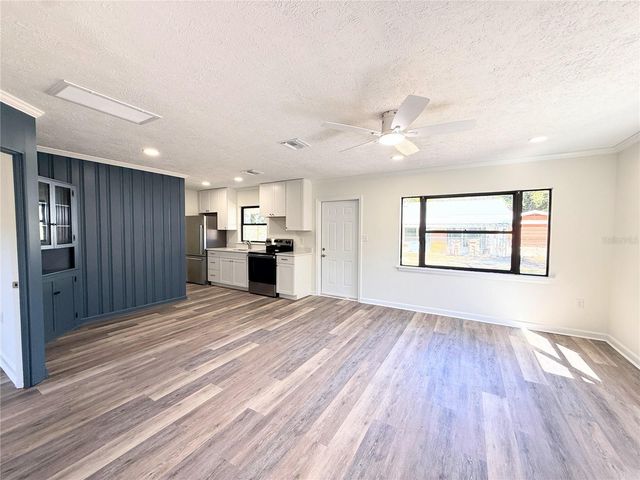 3745 MARTIN AVENUE, Mount Dora, FL 32757