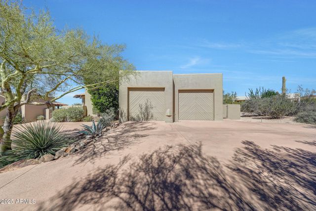 10801 E HAPPY VALLEY Road 71, Scottsdale, AZ 85255