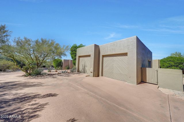 10801 E HAPPY VALLEY Road 71, Scottsdale, AZ 85255