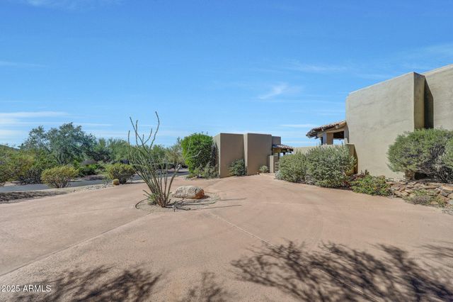 10801 E HAPPY VALLEY Road 71, Scottsdale, AZ 85255