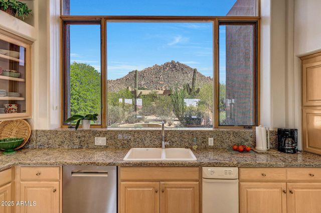 10801 E HAPPY VALLEY Road 71, Scottsdale, AZ 85255