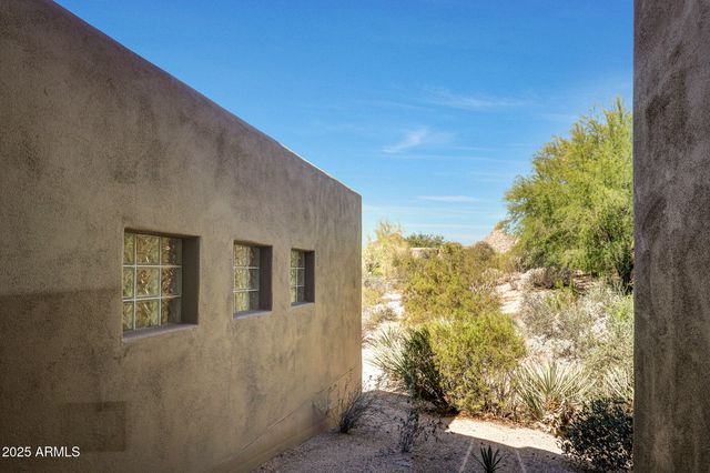 10801 E HAPPY VALLEY Road 71, Scottsdale, AZ 85255