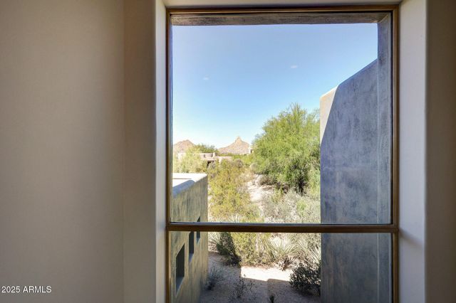 10801 E HAPPY VALLEY Road 71, Scottsdale, AZ 85255