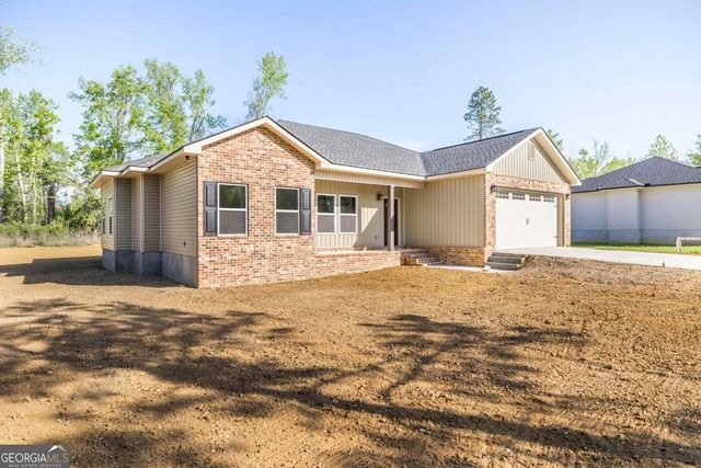 132 Long Pines Circle, East Dublin, GA 31027