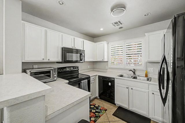 6730 E Preston Street Unit 8, Mesa, AZ 85215