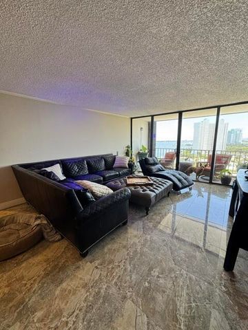 5600 N Flagler Drive 1204, West Palm Beach, FL 33407
