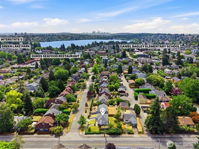 8257 Interlake Avenue N, Seattle, WA 98103