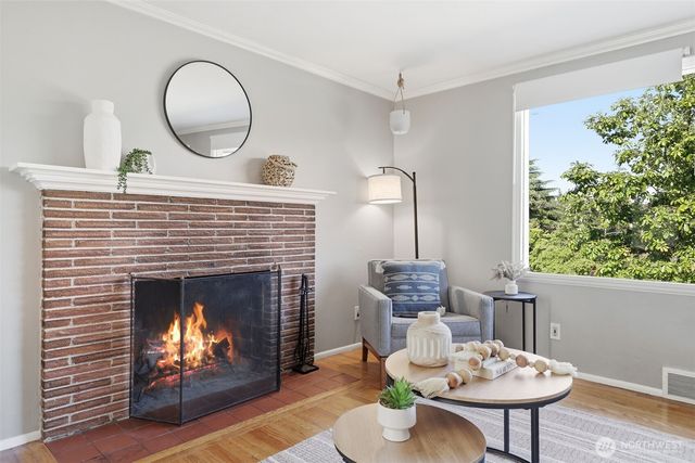 8257 Interlake Avenue N, Seattle, WA 98103