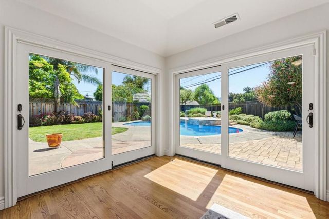 953 W Cardinal Drive, Sunnyvale, CA 94087