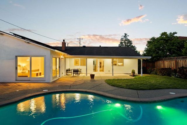 953 W Cardinal Drive, Sunnyvale, CA 94087