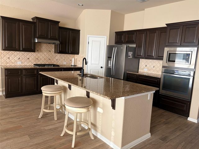 285 Chisholm TRL, Bastrop, TX 78602