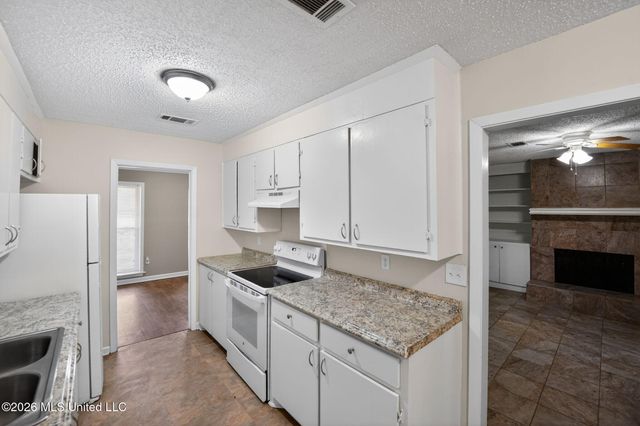 5857 Cypress Trail, Jackson, MS 39211