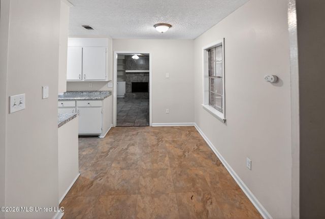 5857 Cypress Trail, Jackson, MS 39211