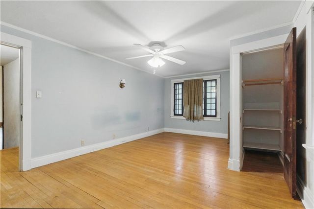 5334 Oak Street, Kansas City, MO 64112