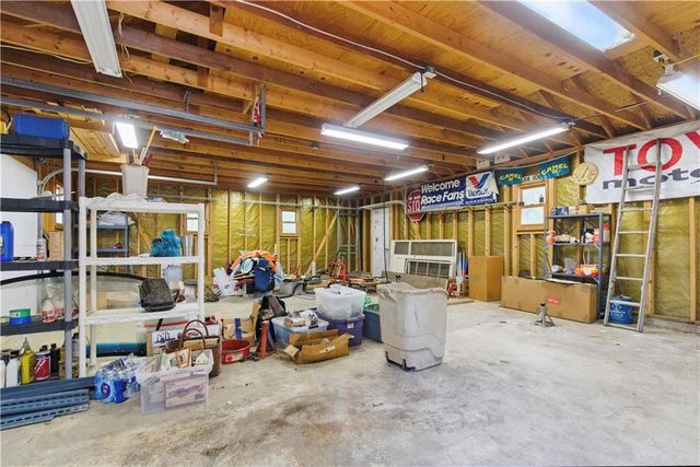 5334 Oak Street, Kansas City, MO 64112