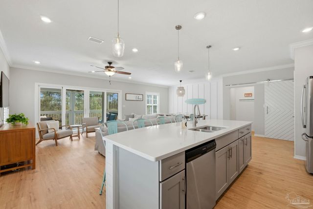 6635 Carlinga Dr, Perdido Key, FL 32507