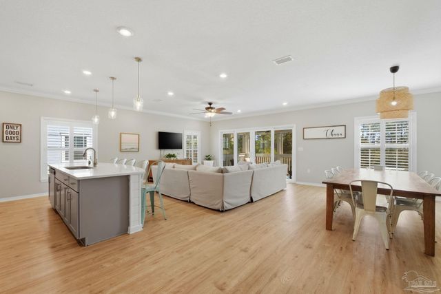 6635 Carlinga Dr, Perdido Key, FL 32507