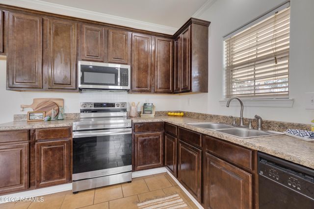 202 Stoneridge Drive, Duson, LA 70529