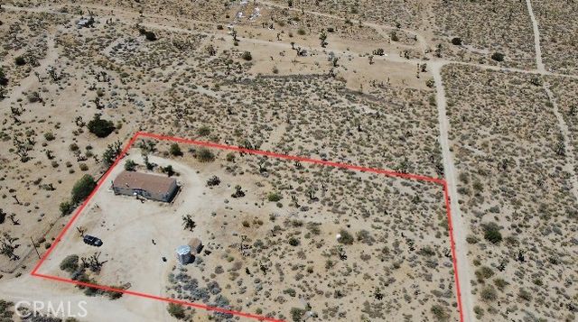 32033 207th E, Llano, CA 93544