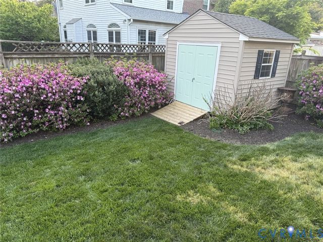 6105 Patterson Ave, Richmond, VA 23226