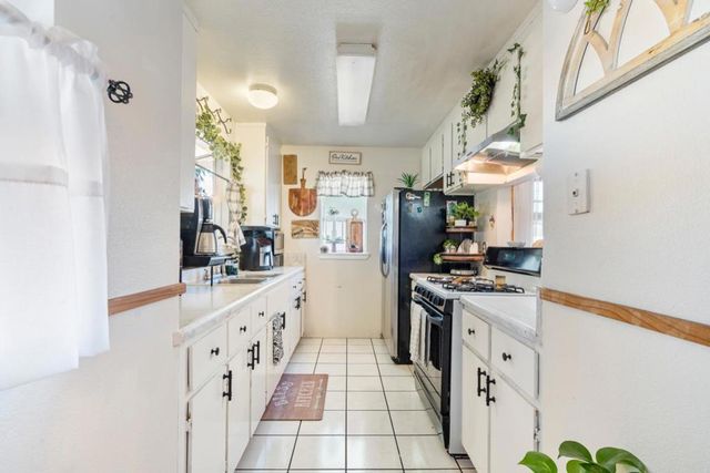 601 Chaparral Court, Hollister, CA 95023